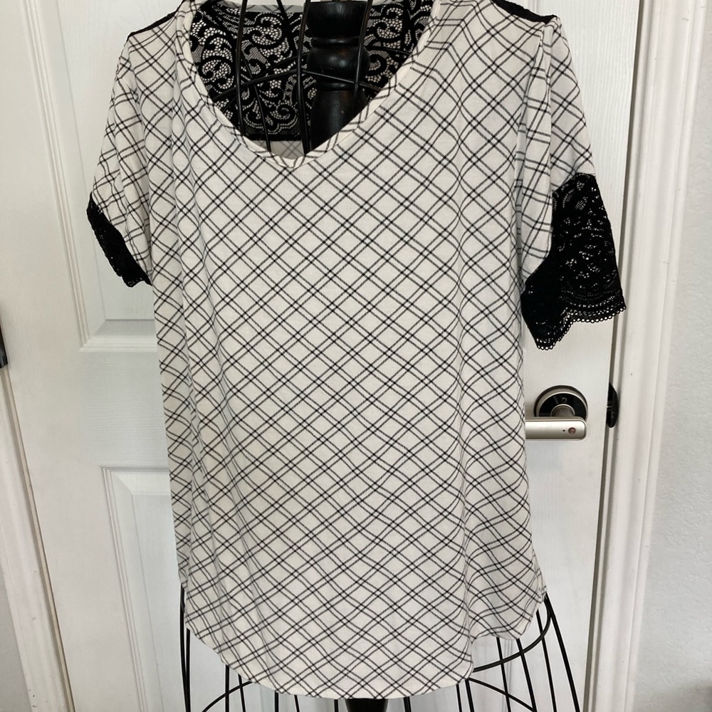 Soma Black and White Plaid Tee with Lace Sleeves